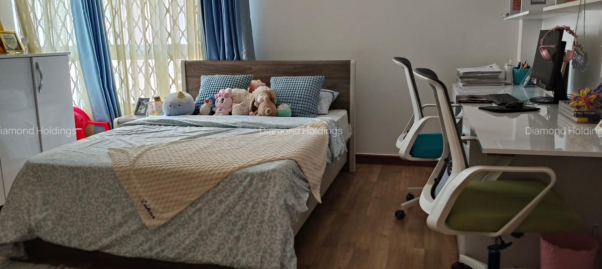 Furnished 4 Bed Apartment with En Suite at Parklands - 19
