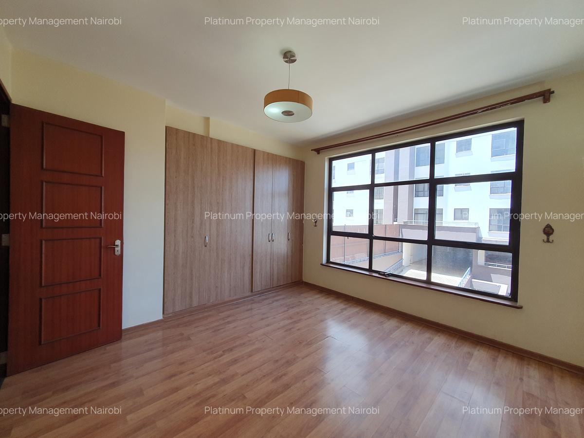 4 Bed Apartment with En Suite at One West Park - 13