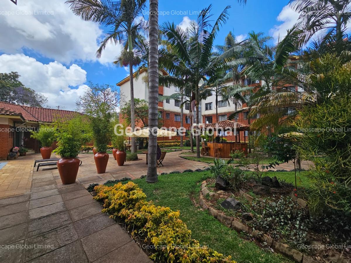 Furnished 3 Bed Apartment with En Suite in Spring Valley - 1