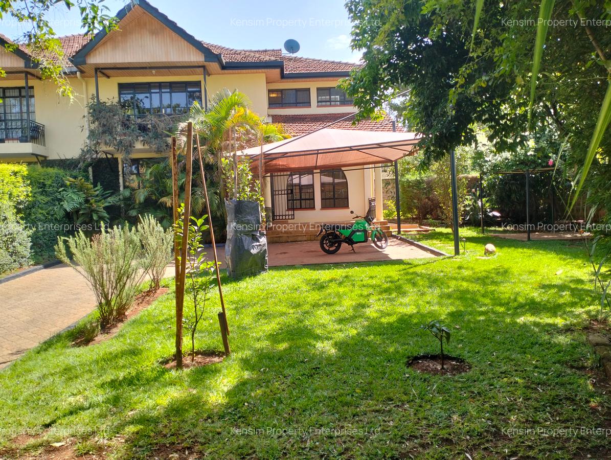 4 Bed Townhouse with En Suite in Lavington - 7
