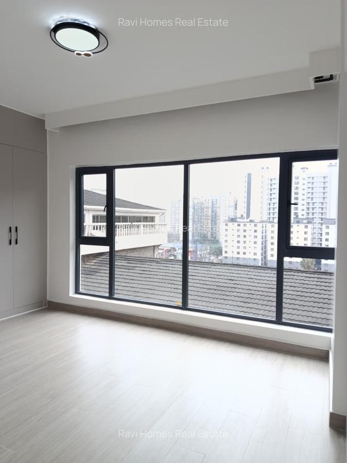 2 Bed Apartment with En Suite in Kilimani - 1
