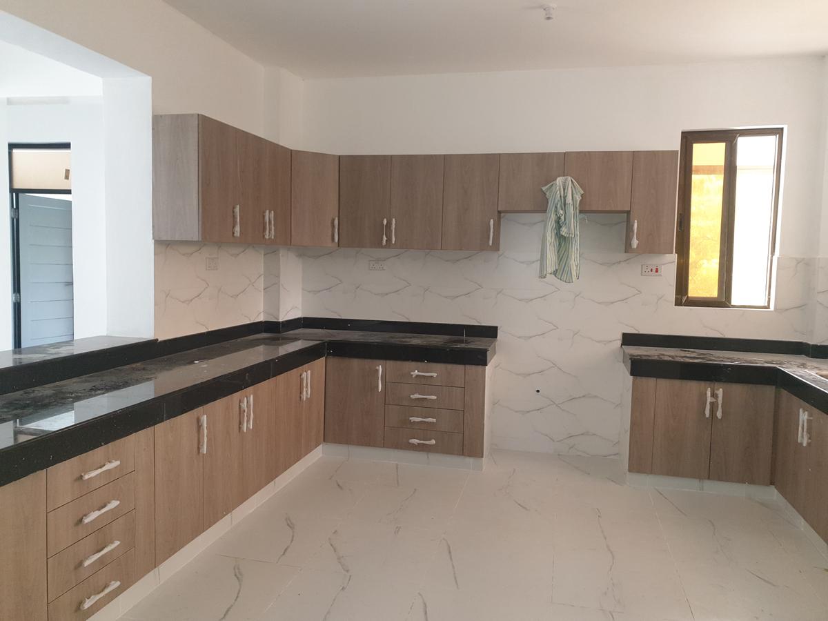 4 Bed Apartment with En Suite at Nyali - 6