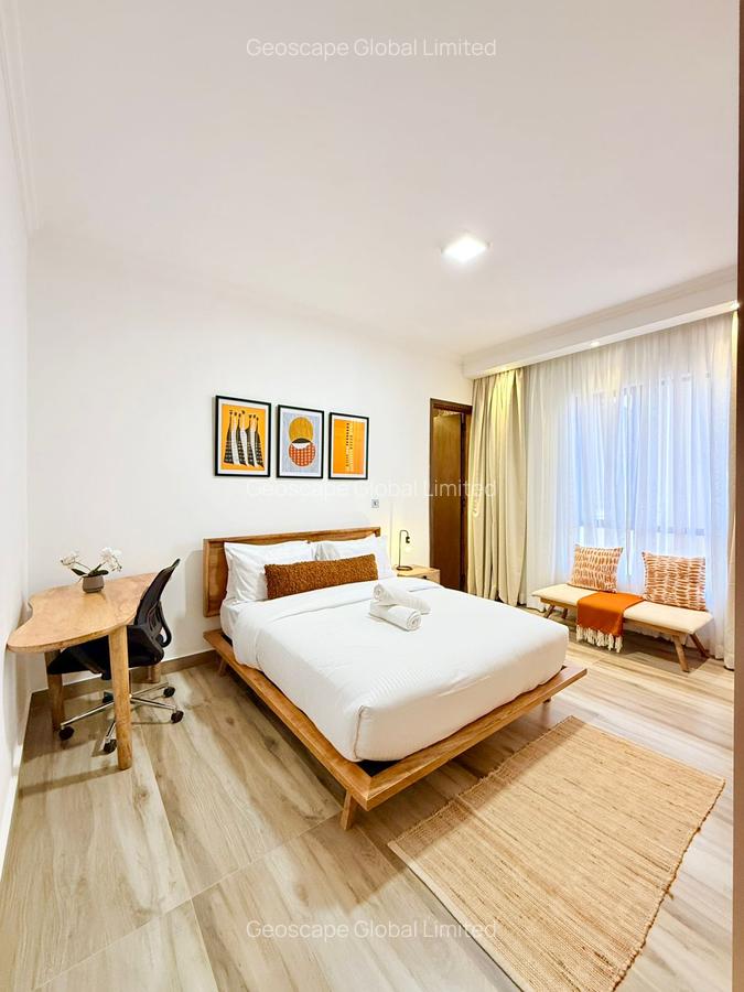 2 Bed Apartment with En Suite in Brookside - 6