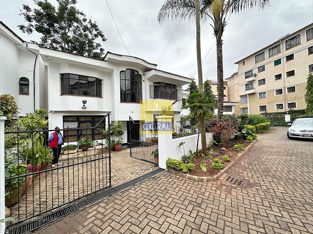 5 Bed Villa in Riverside - 2