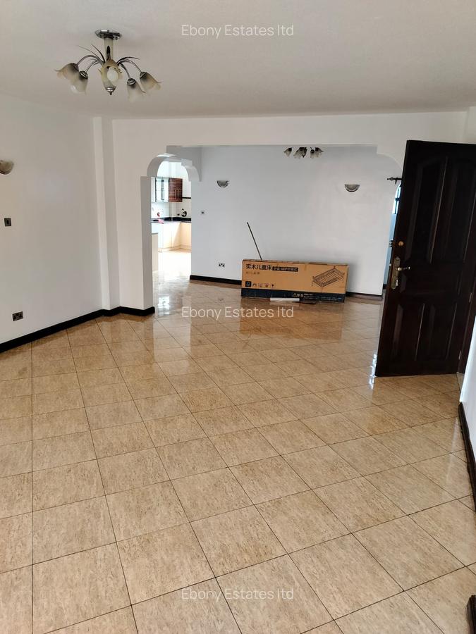 4 Bed Apartment with En Suite in Upper Hill - 4