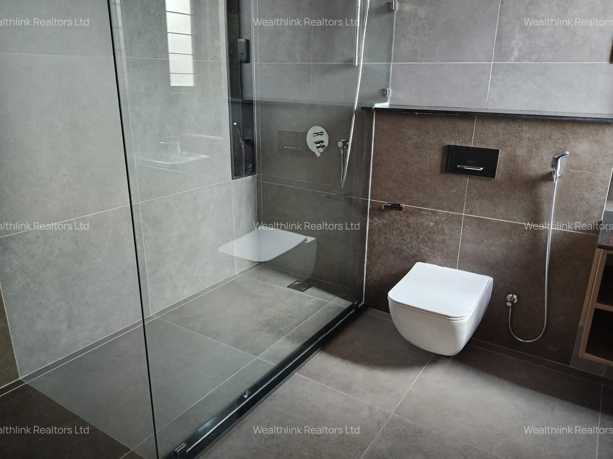 5 Bed House with En Suite at Runda - 7