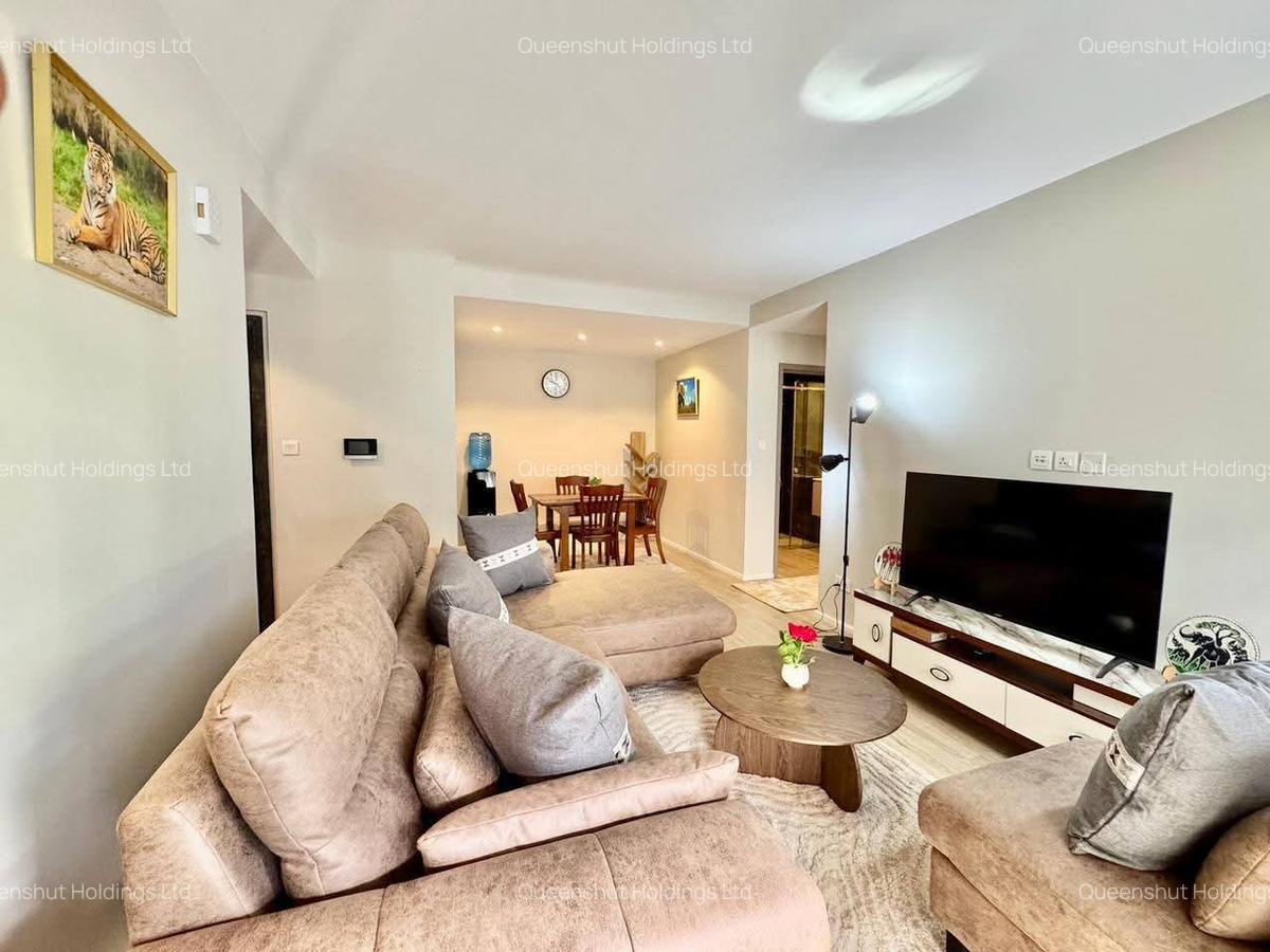 Serviced 2 Bed Apartment with En Suite in Rosslyn - 4