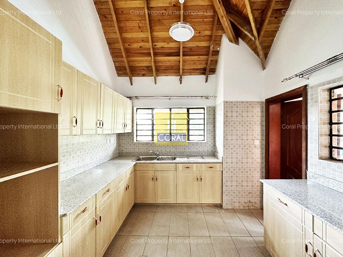 6 Bed House in Runda - 11