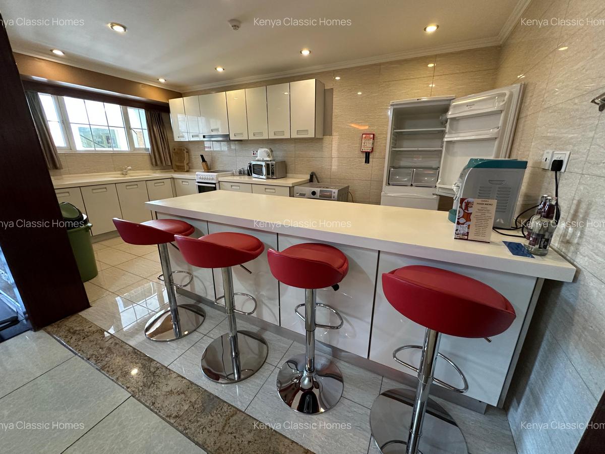 Serviced 2 Bed Apartment with En Suite at Westlands - 5