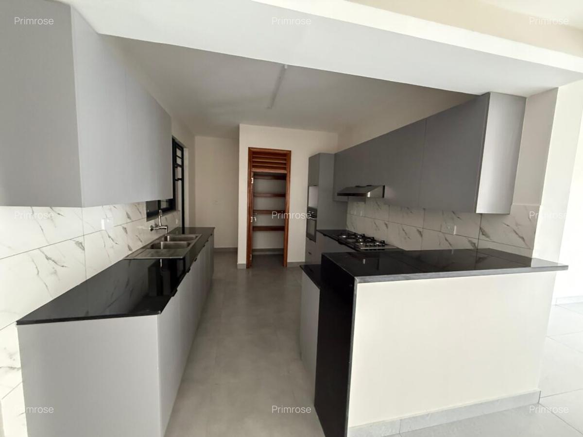 3 Bed Apartment with En Suite in Westlands Area - 3