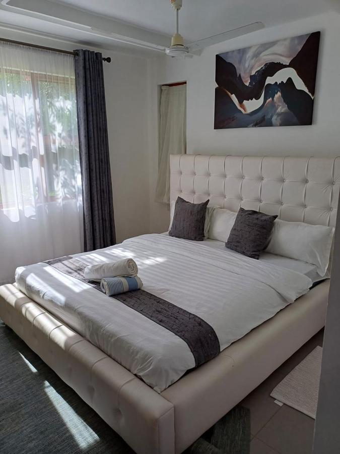 4 Bed Villa with En Suite in Kikambala - 18