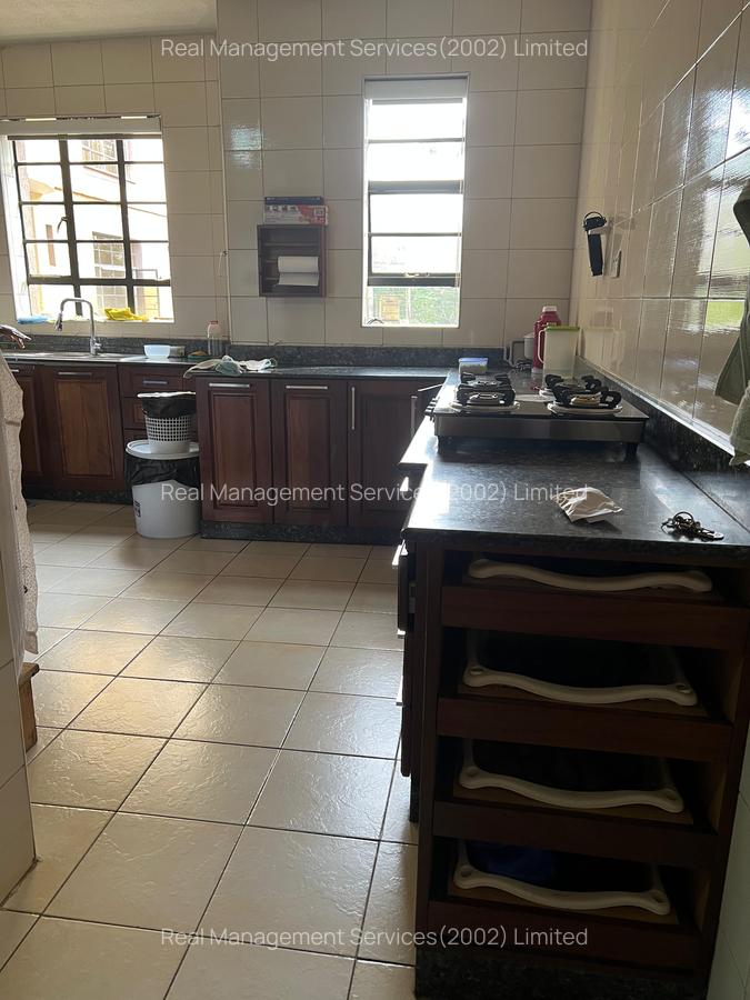 4 Bed Apartment with En Suite at General Mathenge - 8