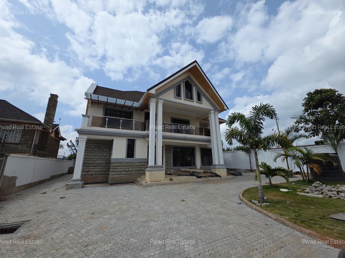 6 Bed House with Garden in Kiambu Road - 13