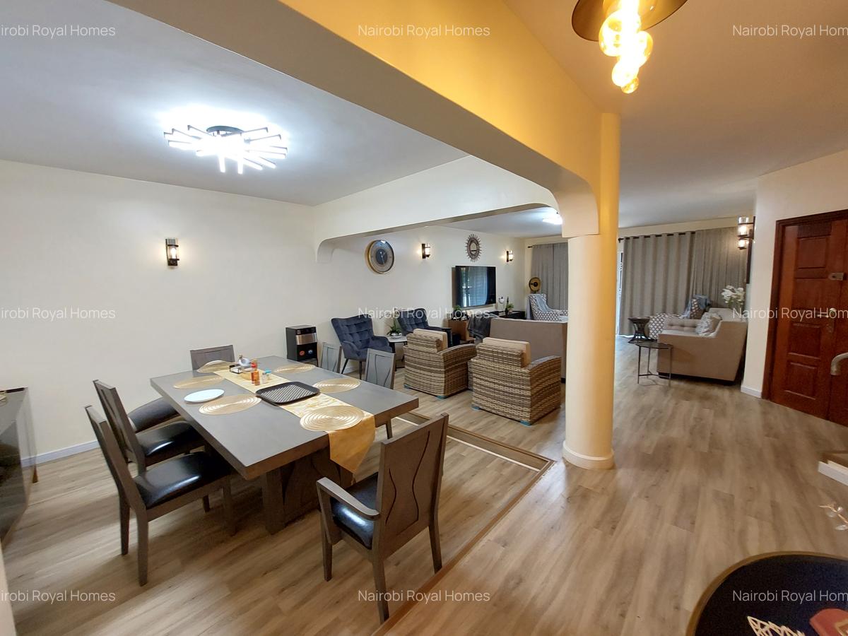 5 Bed Townhouse with En Suite at Royal Villas - 7