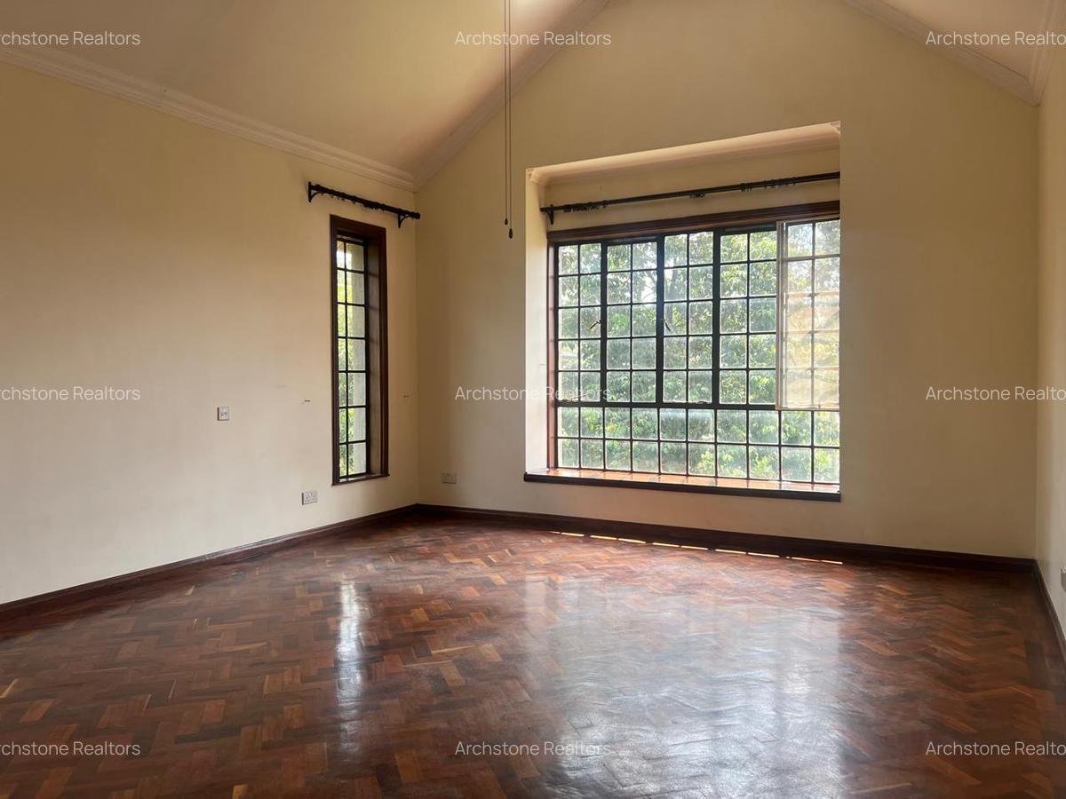 4 Bed House with En Suite in Kitisuru - 14