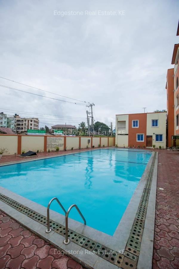 3 Bed Apartment with En Suite in Mtwapa - 3