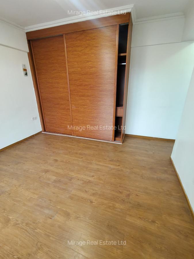 3 Bed Apartment with Swimming Pool in Kilimani - 8