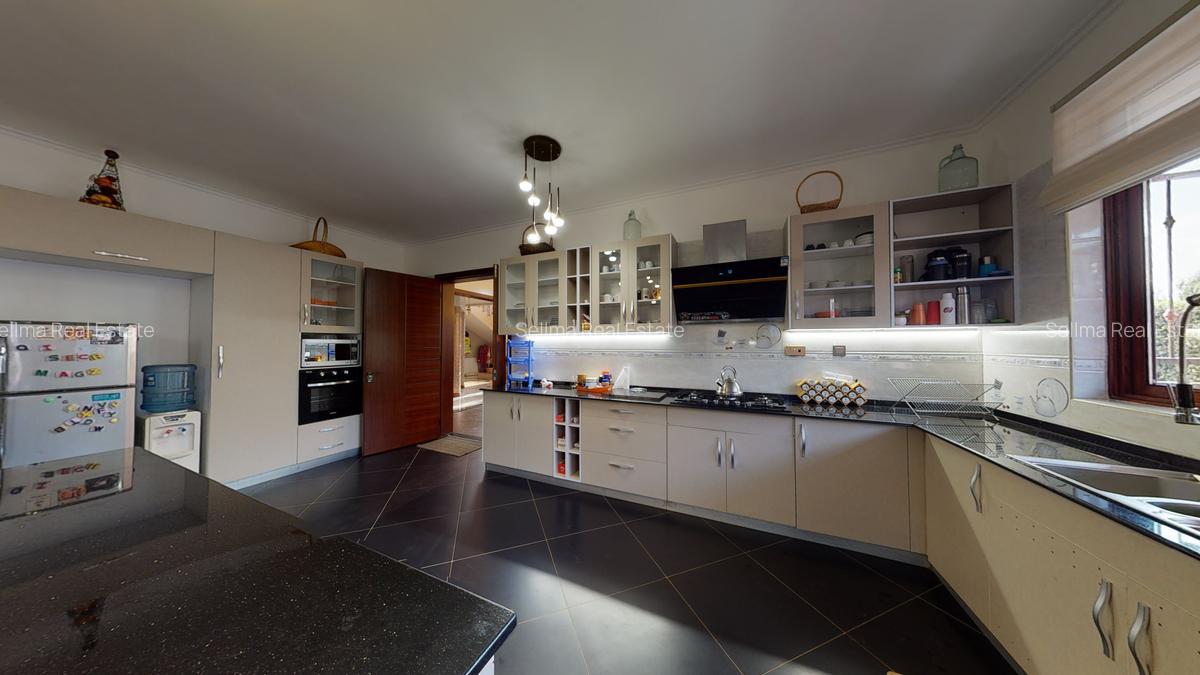 5 Bed House with En Suite at Muthaiga - 5