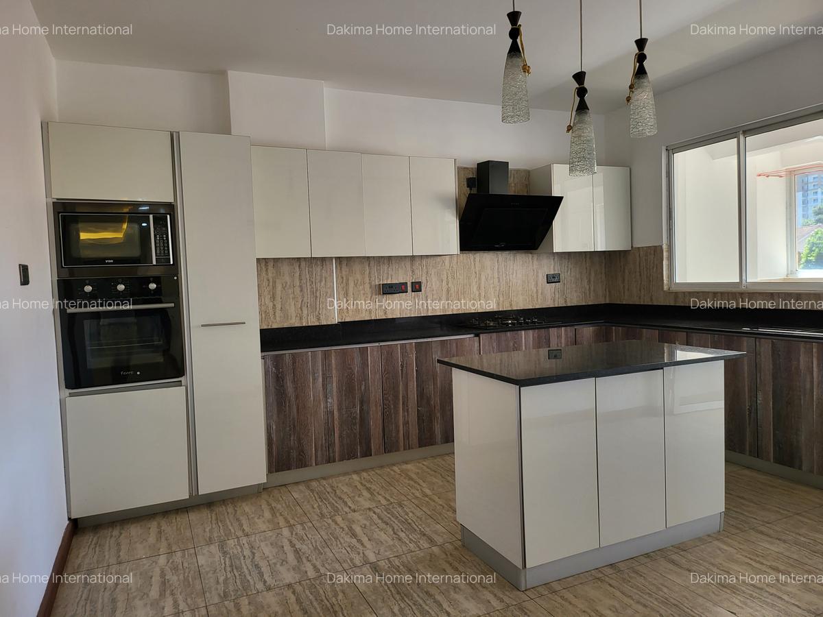 4 Bed Apartment with En Suite in General Mathenge - 5