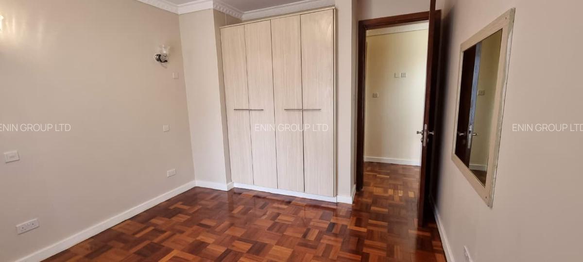 4 Bed Townhouse with En Suite at Lavington Mall - 19