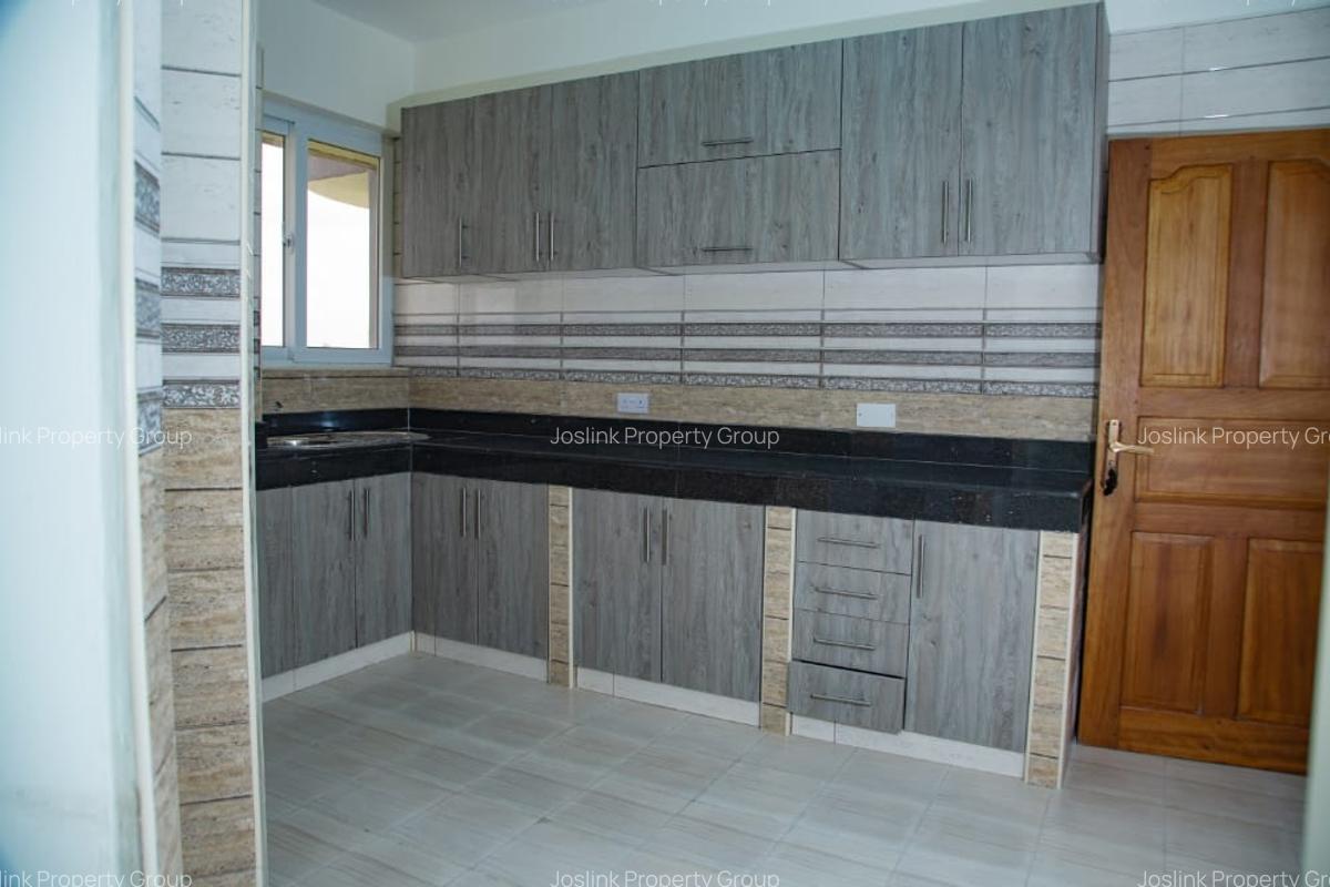 3 Bed Apartment with En Suite in Mtwapa - 16