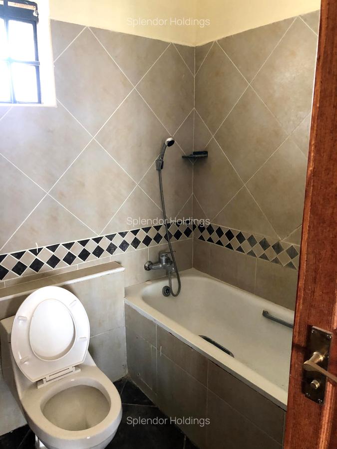 3 Bed Apartment with En Suite in Kitengela - 12