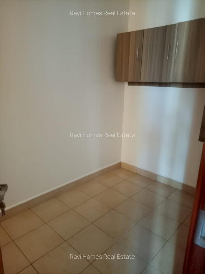 2 Bed Apartment with En Suite in Westlands Area - 9