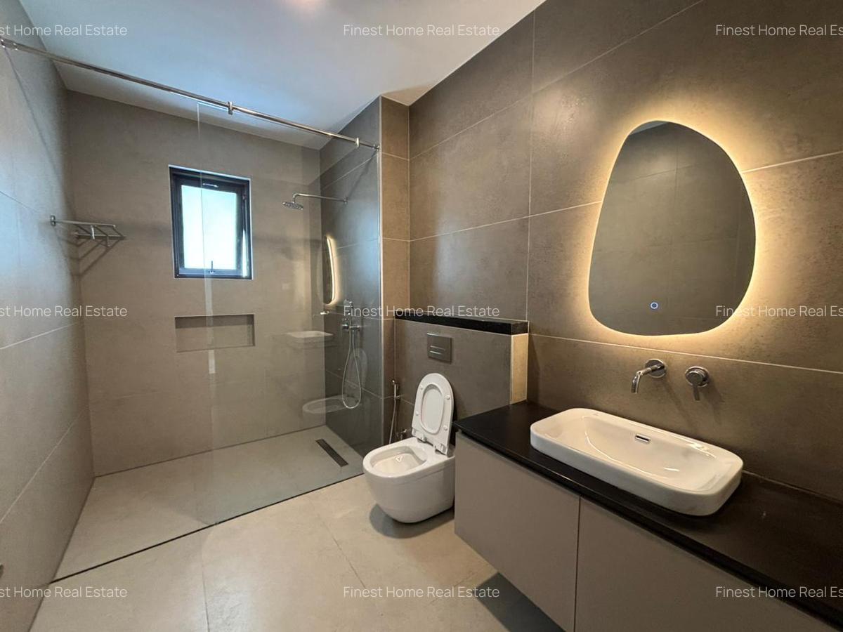 4 Bed Townhouse with En Suite at Langata Road - 13