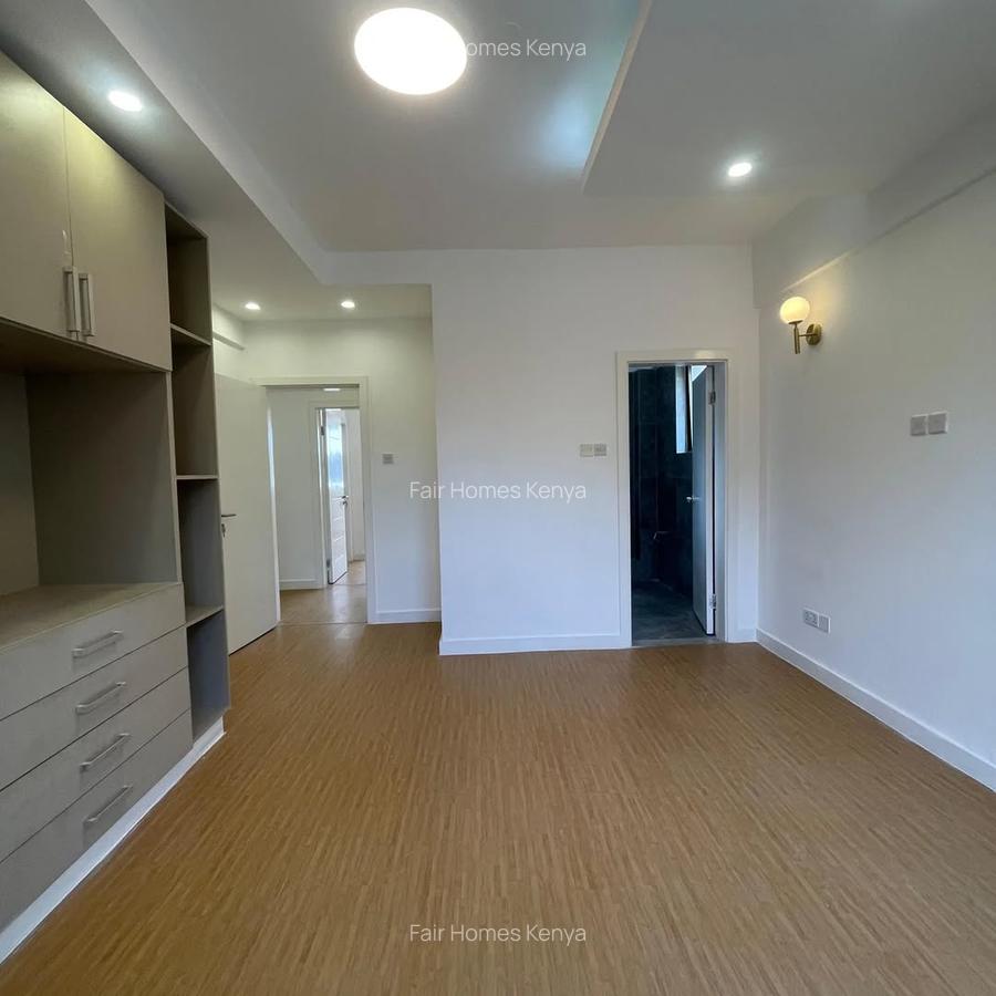 3 Bed Apartment with En Suite at Hatheru Road - 7