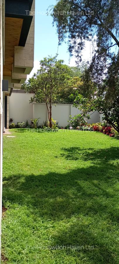 5 Bed Villa with En Suite in Westlands Area - 2
