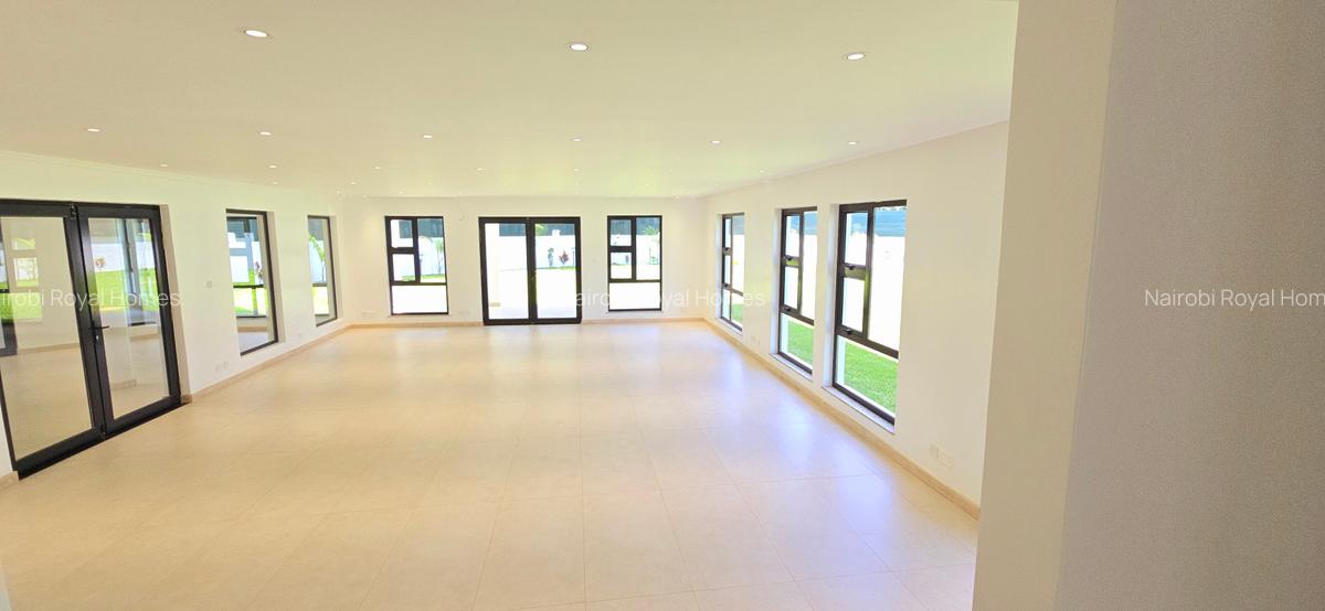 6 Bed House with En Suite at Runda Road - 20