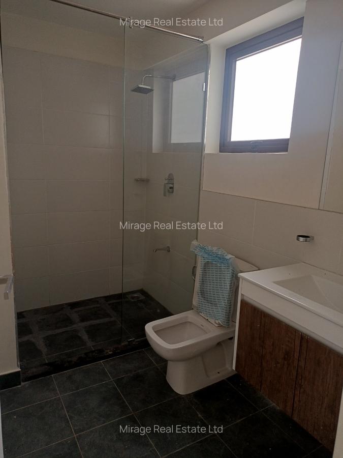 3 Bed Apartment with Swimming Pool in Garden Estate - 14