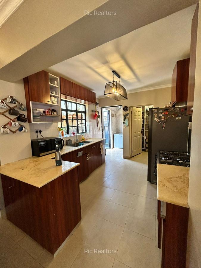 5 Bed House with En Suite at Olkeri - 8