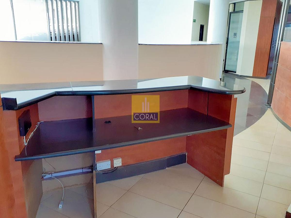 2,934 ft² Office with Service Charge Included in Westlands Area - 6