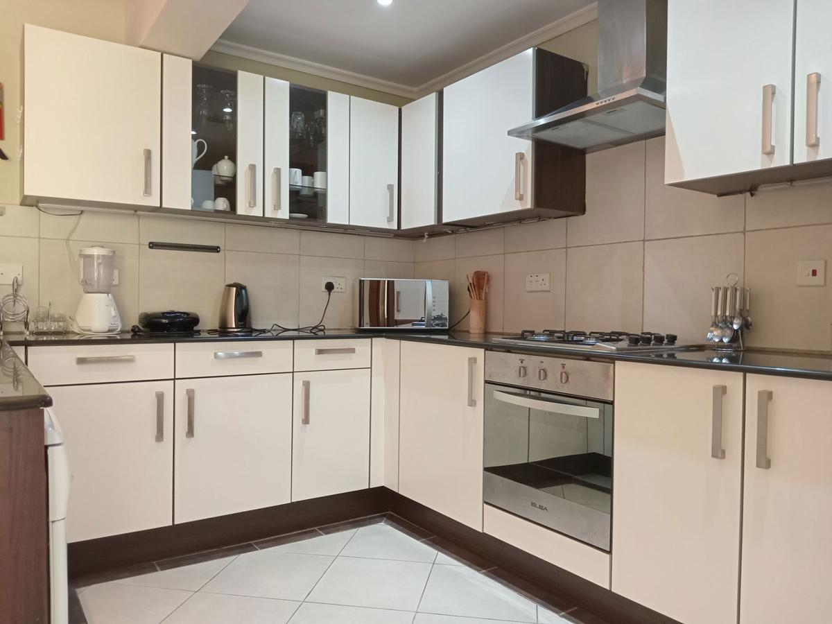 Serviced 3 Bed Apartment with En Suite in Upper Hill - 6