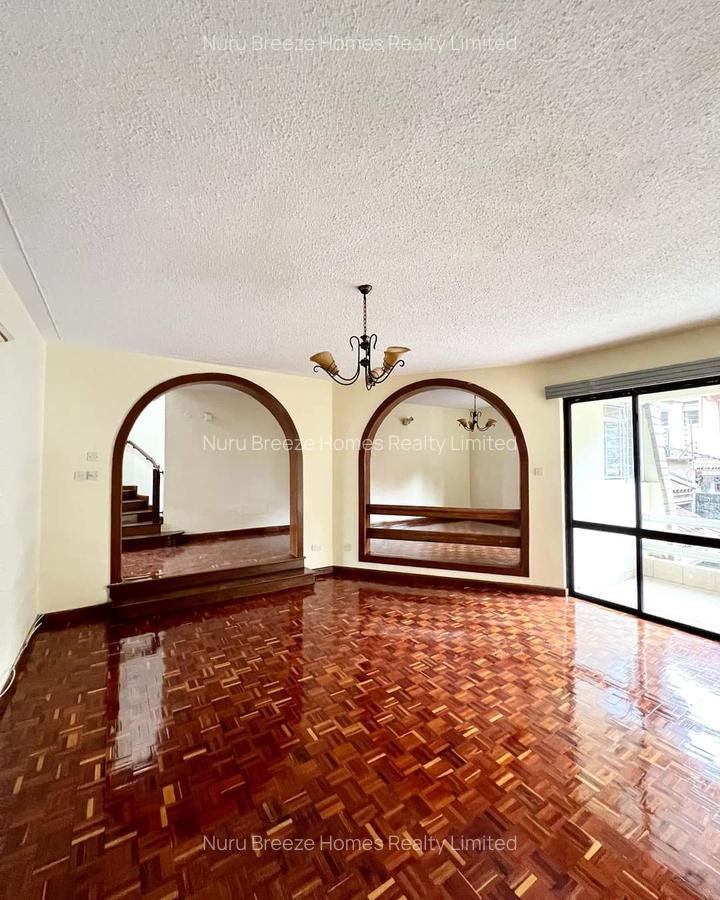 4 Bed Townhouse with En Suite in Lavington - 14