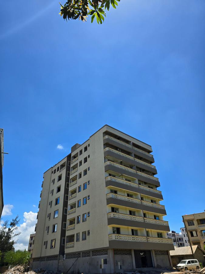 2 Bed Apartment with En Suite at Mtambo - 10