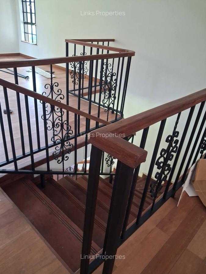 4 Bed Townhouse with En Suite at Karen - 6