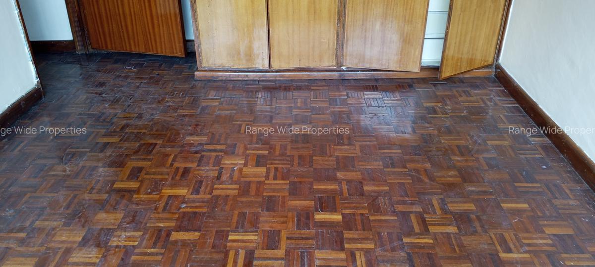 3 Bed Apartment with En Suite in Lavington - 8