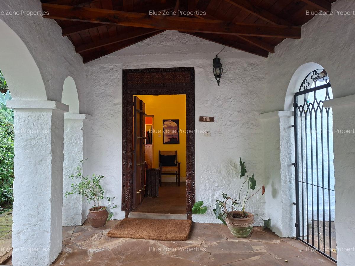 1 Bed Townhouse with En Suite at Off Naivasha Avenue - 2