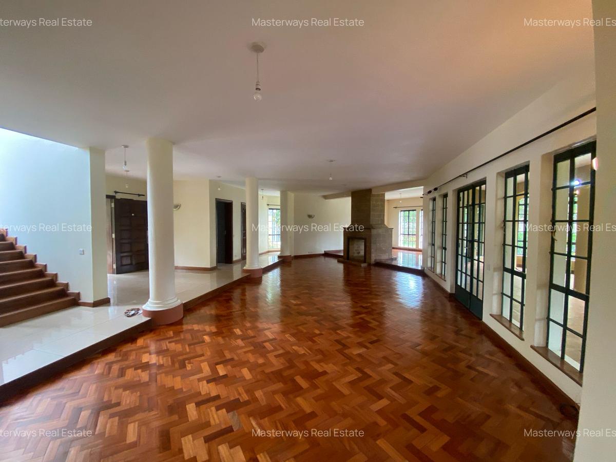 5 Bed Villa with En Suite in Runda - 8