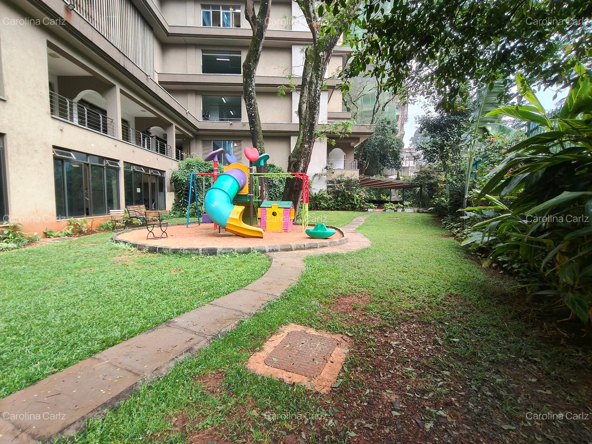 3 Bed Apartment with En Suite at 6Th Parklands Road - 16