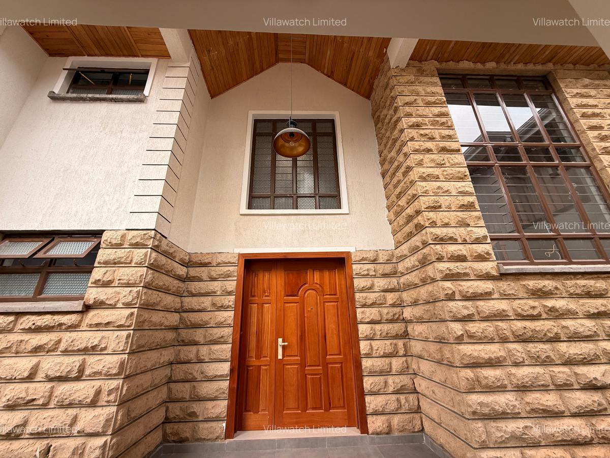 5 Bed Villa with En Suite at Mushroom Gardens Estate - 17