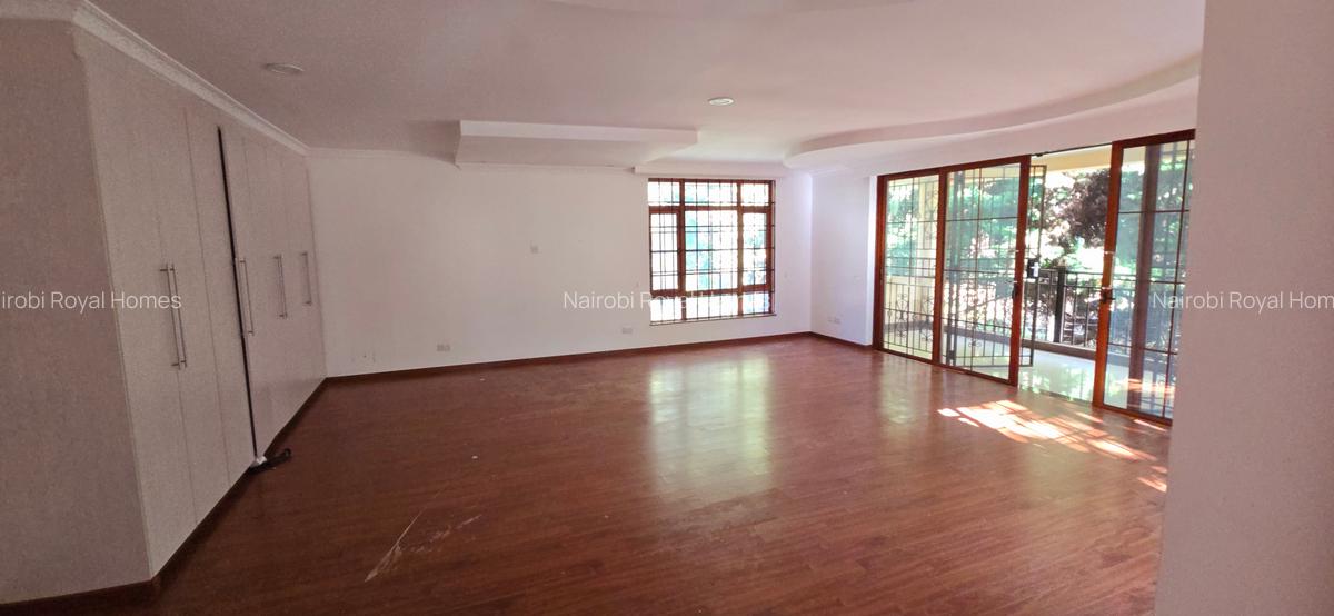 4 Bed House with En Suite at Off Mimosa Road - 11