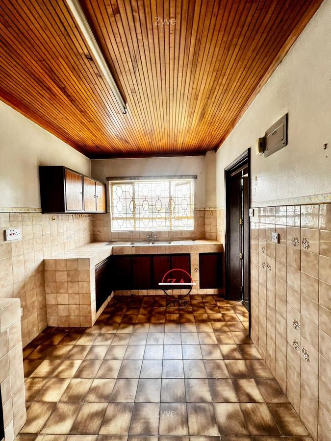 3 Bed Apartment with En Suite at Milimani - 4