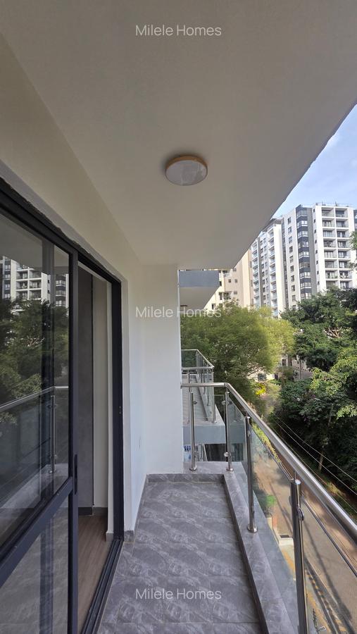 Serviced 3 Bed Apartment with En Suite at Riverside Drive - 8