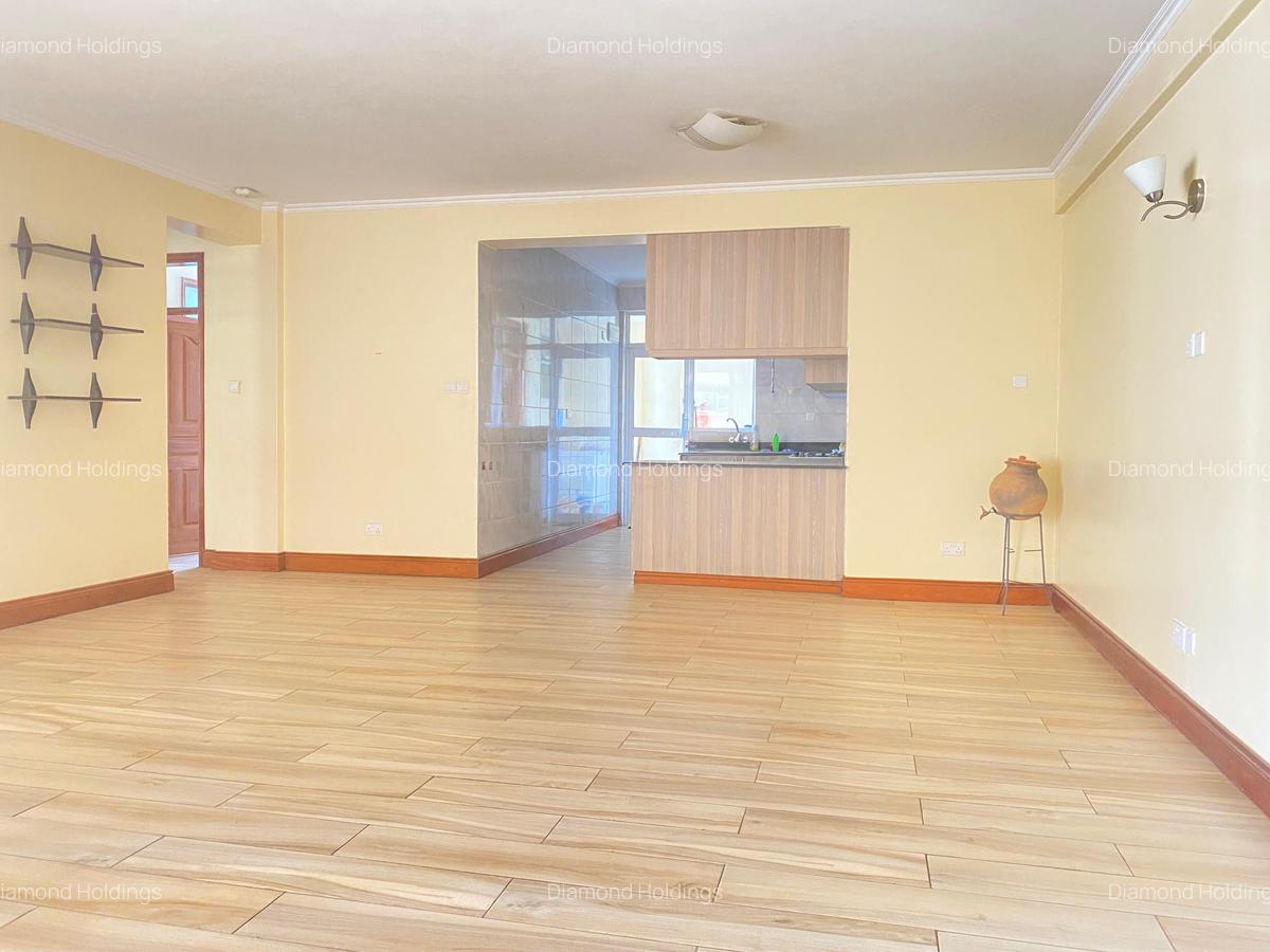 4 Bed Apartment with En Suite at Parklands - 1