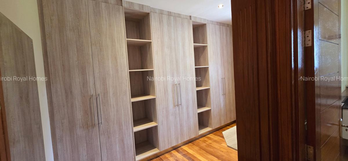 4 Bed Townhouse with En Suite at Convent Drive - 14