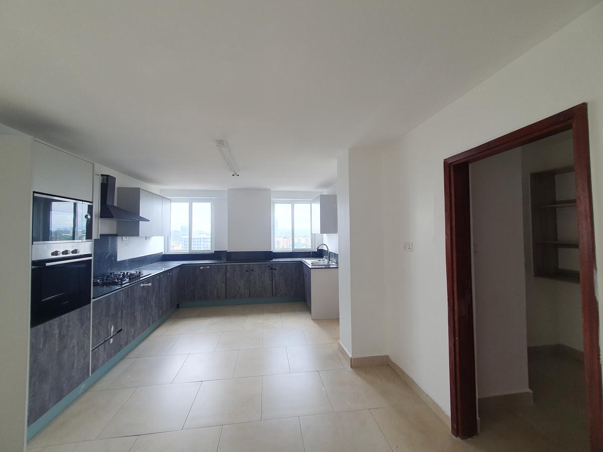 4 Bed Apartment with En Suite in General Mathenge - 4