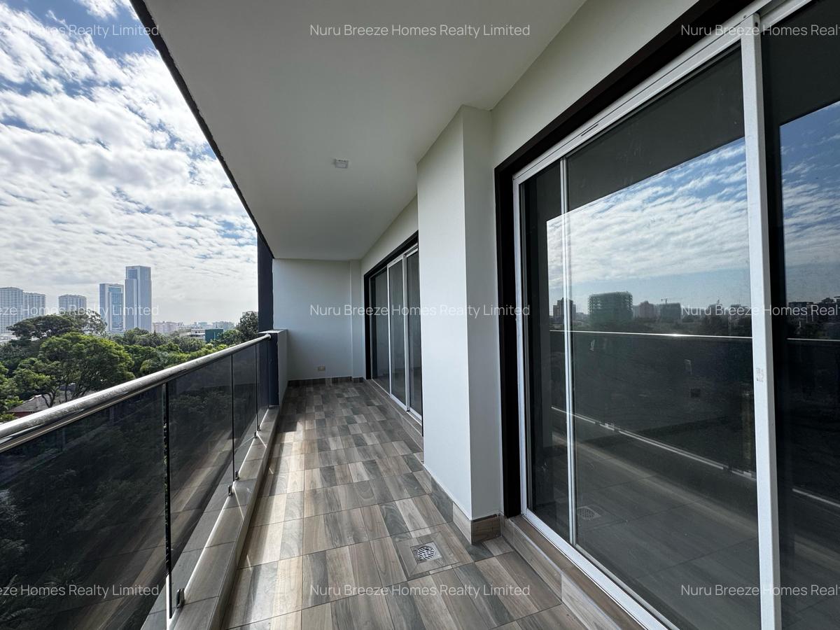 2 Bed Apartment with En Suite in Riverside - 6